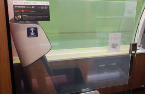 Inteligentna folia Poznań - w pociągu włączona